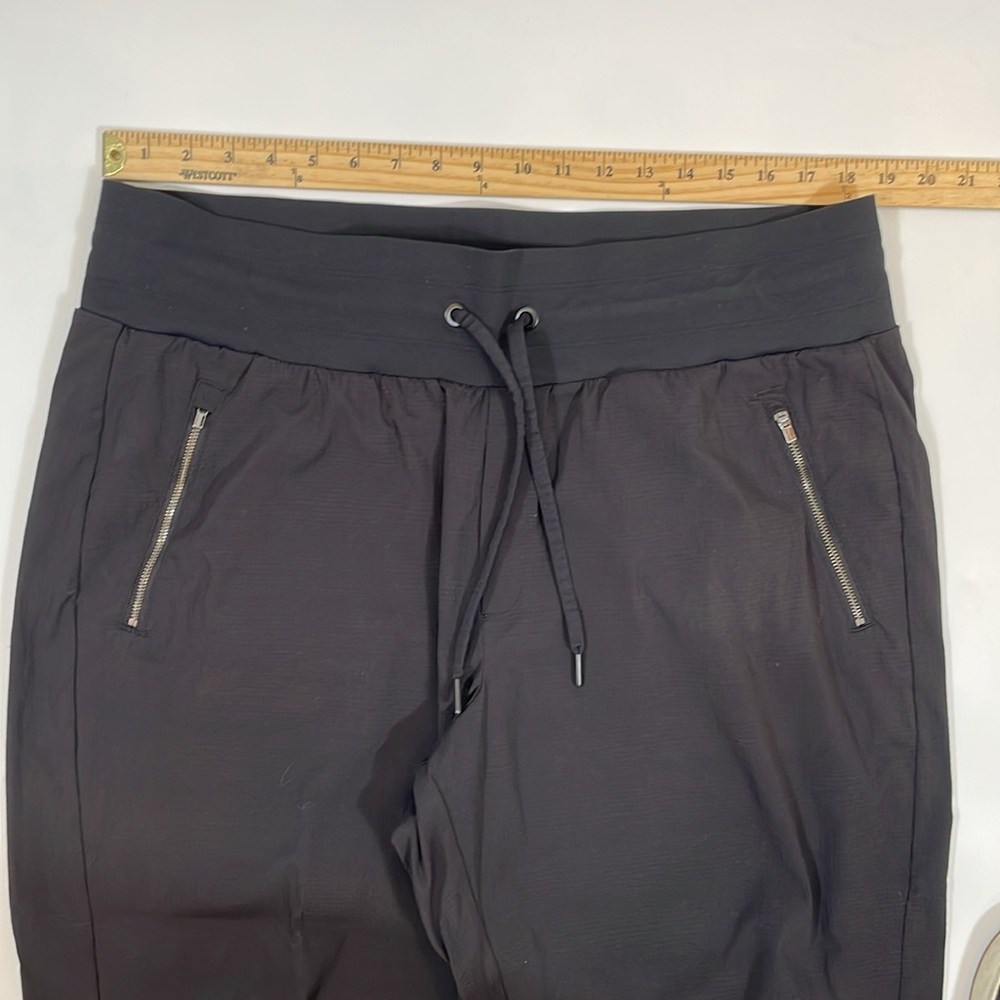 Athleta Trekkie North Jogger Size 18 Black EUC - Picture 6 of 15